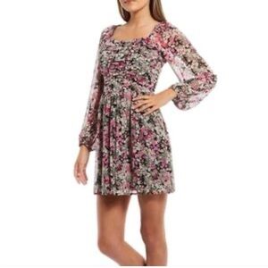 - Floral sheer summer dress with see thru sleeves. Perfect for spring or s…